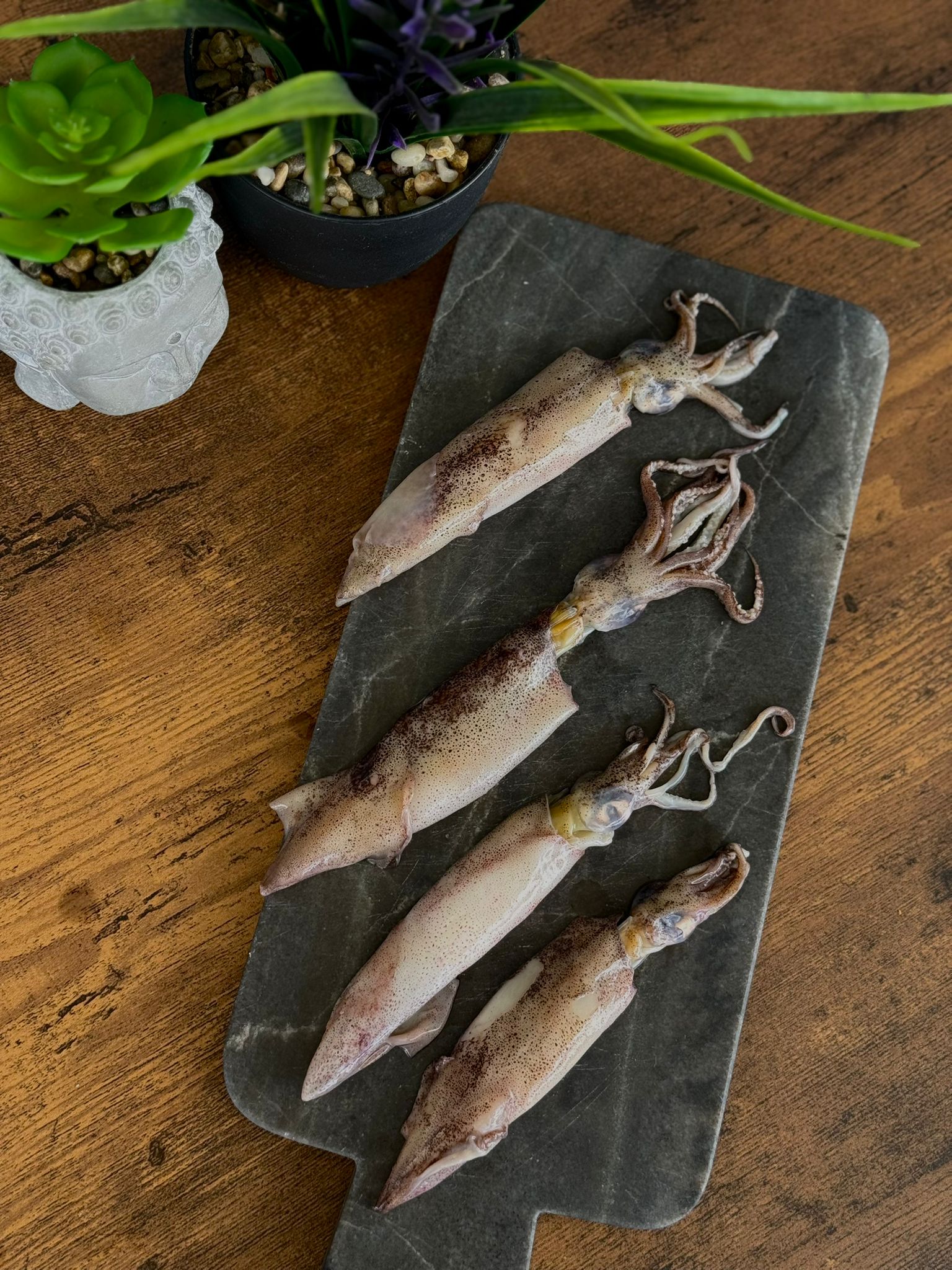 Entrada elegante con ingredientes frescos